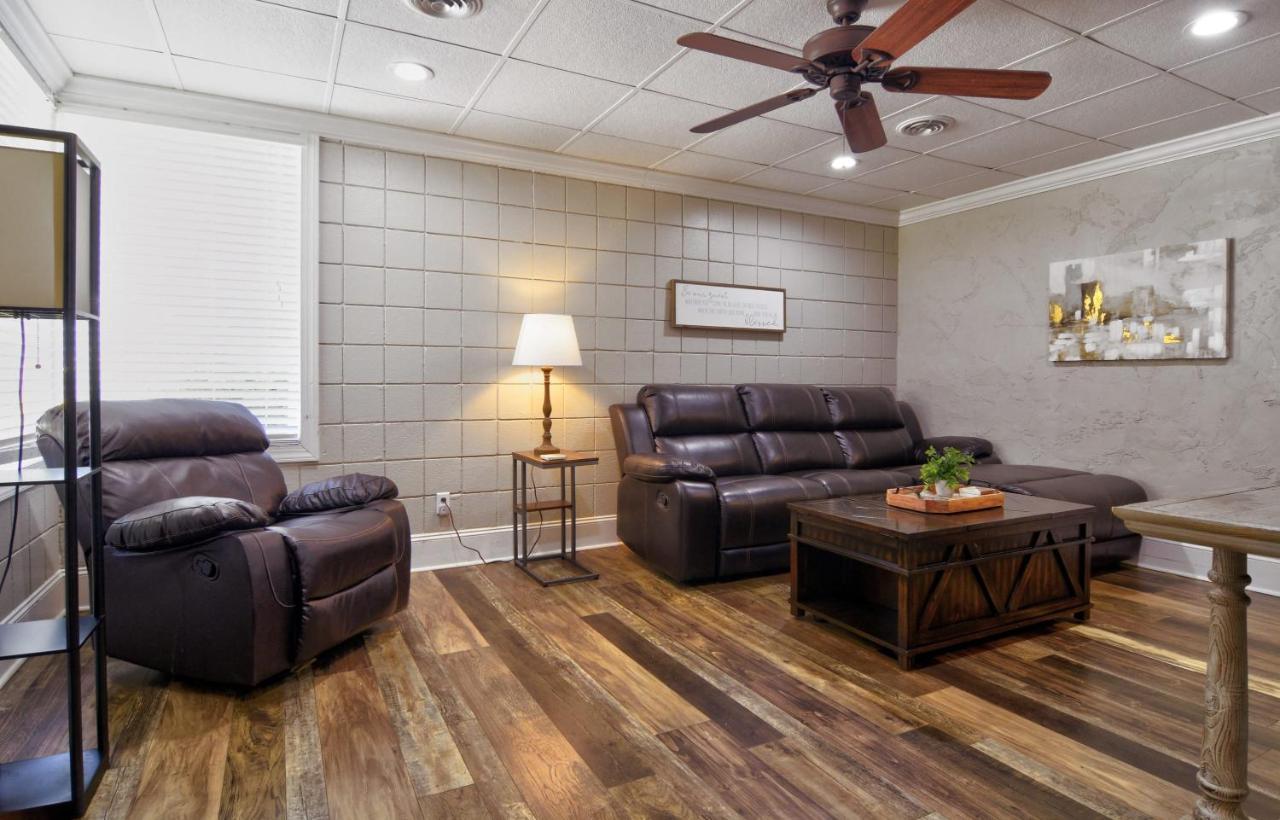 Comfortable Cottage On The Blue Mile - Close To Gsu! Statesboro Eksteriør bilde