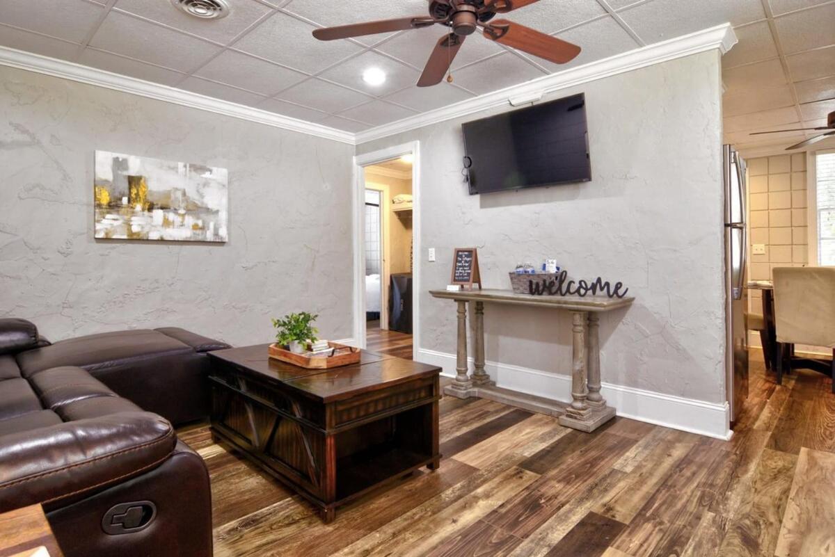 Comfortable Cottage On The Blue Mile - Close To Gsu! Statesboro Eksteriør bilde